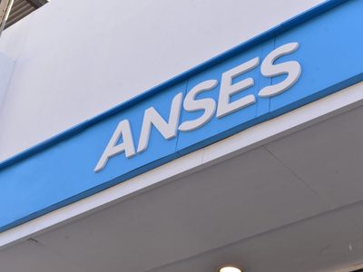 Qué jubilados y beneficiarios de prestaciones sociales cobran hoy en la ANSES