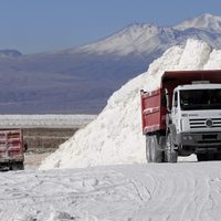 La Justicia de Chile suspendió la licitación para la explotación de litio otorgada por el Gobierno