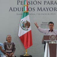 Gobierno de EPN dio pensión a adultos mayores fallecidos