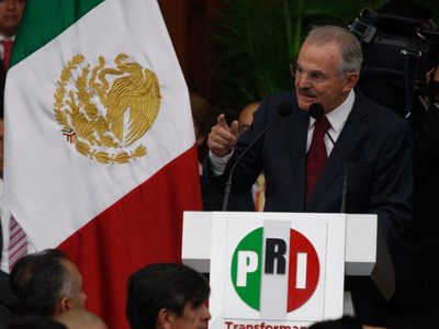 Si “Alito” se reelige, yo renuncio: Labastida; “está fuera de sí”, dice Aurelio Nuño