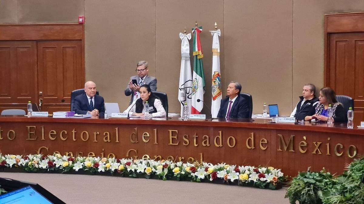 La consejera presidenta del IEEM, Amalia Pulido, dio a conocer el resultado del conteo rápido