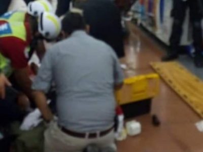 Balacera en Walmart de Cuautitlán Izcalli deja un elemento de seguridad herido