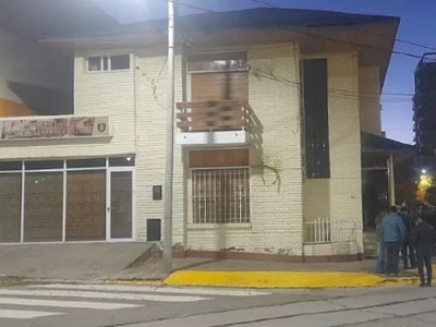A los tortazos: importante operativo policial por un conflicto entre un sindicato y la obra social