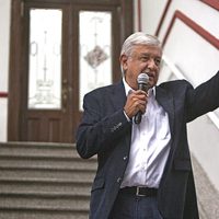 AMLO, obligado a normar con justeza la publicidad oficial