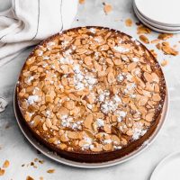 Torta matera con una manzana y una naranja: una receta simple y con pocos ingredientes