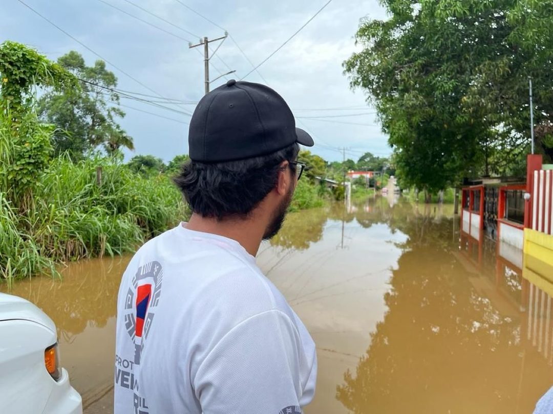 Inundaciones en el sur de Veracruz por las lluvias causadas por el frente frío 6