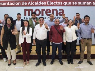 Veracruz: Morena afilia a alcaldes electos de PRI y PRD; aspira a controlar más de 150 municipios