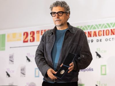 Mendonça Filho recibió la Medalla Filmoteca UNAM; su película “El agente secreto” inauguró el FICM