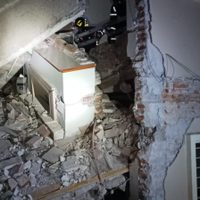 Explosión en un departamento de la colonia Del Valle; reportan siete personas lesionadas