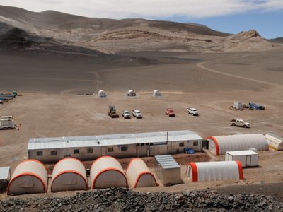 Minería: Realizan la primera exportación de un mineral argentino a Hong Kong
