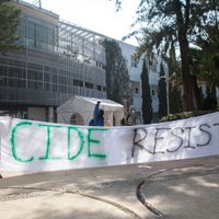 Conflicto en el CIDE:  Adeudos, proyectos truncos y ahora la sombra de huelga