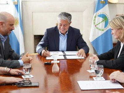 Becas Gregorio Álvarez: TotalEnergies reforzó su compromiso educativo con estudiantes de Neuquén