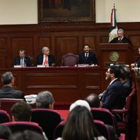 Una demanda peculiar para salvar el 'choque de poderes”