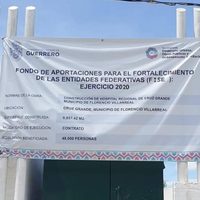 Pobladores impiden ingreso de Astudillo al centro de salud en Cruz Grande; exigen 'hospital regional”