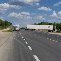 Bloqueo y balacera en la carretera Monterrey-Victoria por conflicto con columna Pedro J. Méndez