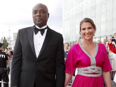 La princesa de Noruega renunció a sus funciones para casarse con un chamán