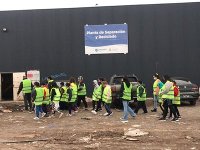 Trabajadoras del Complejo Ambiental pidieron una auditoria sobre la Cooperativa Las Emprendedoras