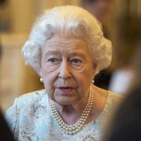No es el duque de Edimburgo: la reina Isabel II se refugia en otro hombre