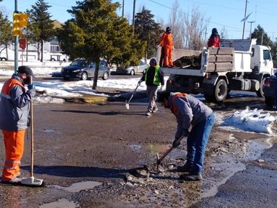 Zapala: recuperar y reparar la ciudad luego del devastador temporal de nieve