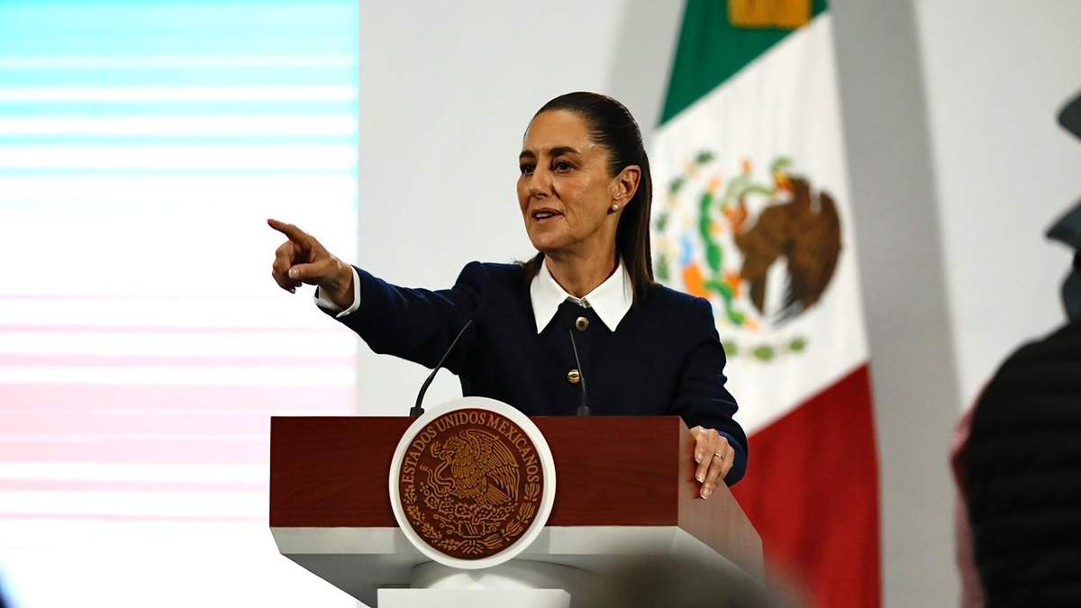 La presidenta Claudia Sheinbaum en la conferencia matutina de Palacio Nacional de este martes 15 de julio de 2025