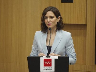 Duras críticas a Díaz Ayuso por la defensa de su novio