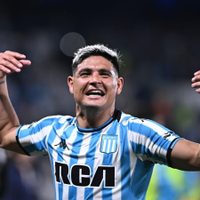 Quiere jugar en River: Maxi Salas se plantó y no renovará contrato con Racing