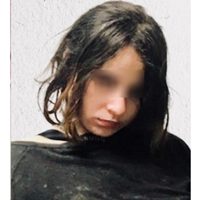Karla, acusada de matar a su madre y tío, vivía en condición inhumana y la usaban para extorsionar