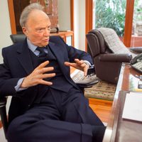 Contra el huachicoleo, mano dura "caiga quien caiga": Gertz Manero