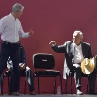 En la raíz del peñismo, lanza AMLO programas antihuachicol (Video)