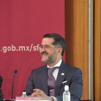 El contralor del gobierno de Sheinbaum viajó al Super Bowl: así lo justificó