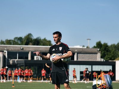 ¡Barovero Barovero  Barovero! Se sumó a River como entrenador de arqueros