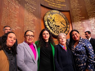 Día de la Constitución: sin presencia de AMLO, entre señalamientos y llamados a la mesura