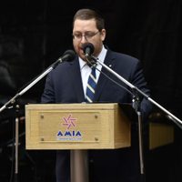 El presidente de la AMIA contra Rabbani: “En vez de dar entrevistas, que se presente a declarar”