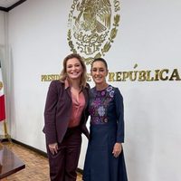 Gobernadora de Chihuahua asiste a mesa de seguridad encabezada por la presidenta Claudia Sheinbaum