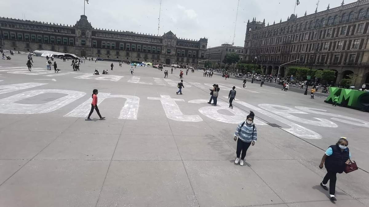 La pinta en la plancha del zócalo capitalino