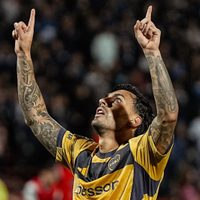 La emotiva dedicatoria de Leandro Paredes luego de convertir con la camiseta de Boca