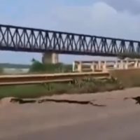 Colapso de puente en Brasil deja al menos dos muertos y una decena de desaparecidos (Video)