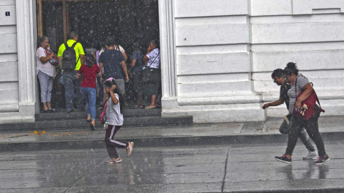 Seguirán las lluvias intensas desde este viernes
