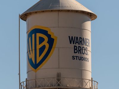 Netflix pierde; accionistas de Warner Bros avalan compra de Paramount por 81 mil millones de dólares