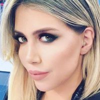 ¡No tiene nada! Wanda Nara asombró a sus fans con un outfit translúcido ¡Se ve todo!