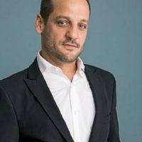 Rodrigo de la Serna fue padre por tercera vez pero ¡un inesperado detalle lo sorprendió!