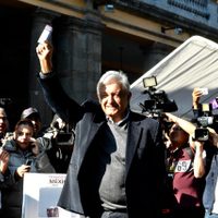 Hay que acostumbrarse a la democracia participativa: AMLO