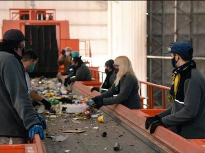 Trabajadores de la planta de residuos de Cutral Co en alerta por supuestos descuentos de haberes