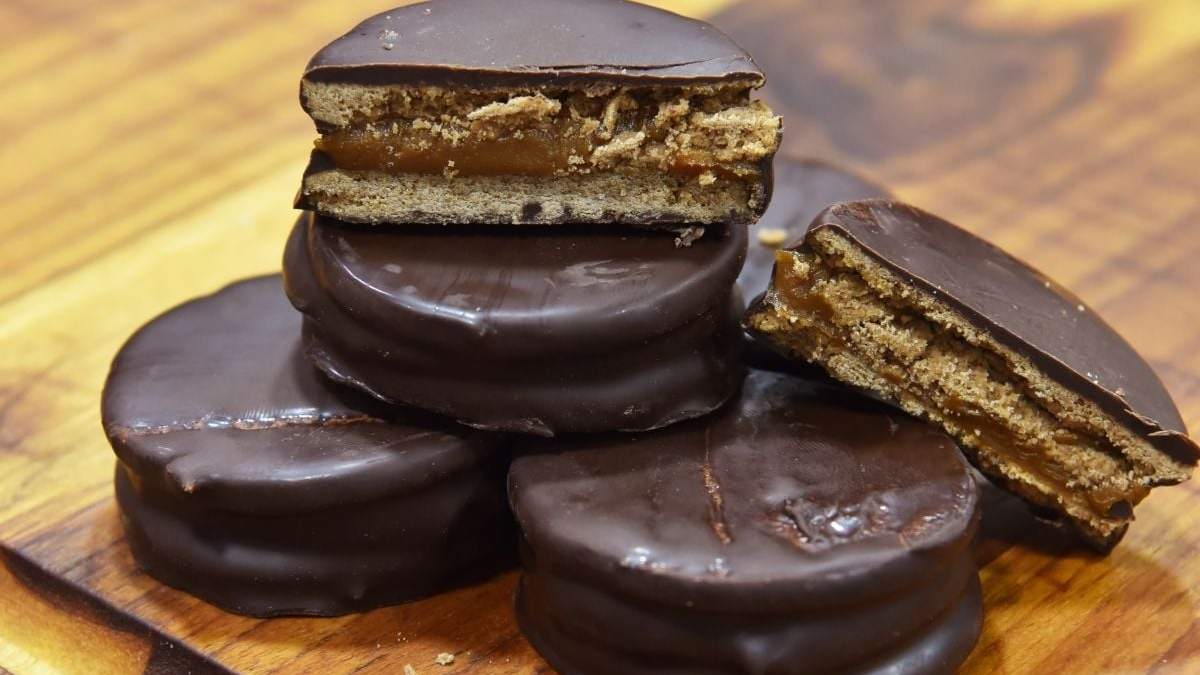 Alfajores de chocolate. Fuente: (Instagram)