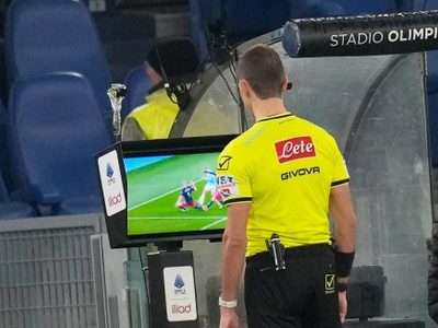 La IFAB aprueba nuevo reglamento para reducir la pérdida de tiempo en el futbol