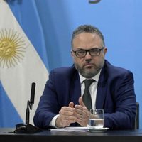 Parálisis productiva: casi el 90% de los argentinos recibe alguna ayuda del Gobierno