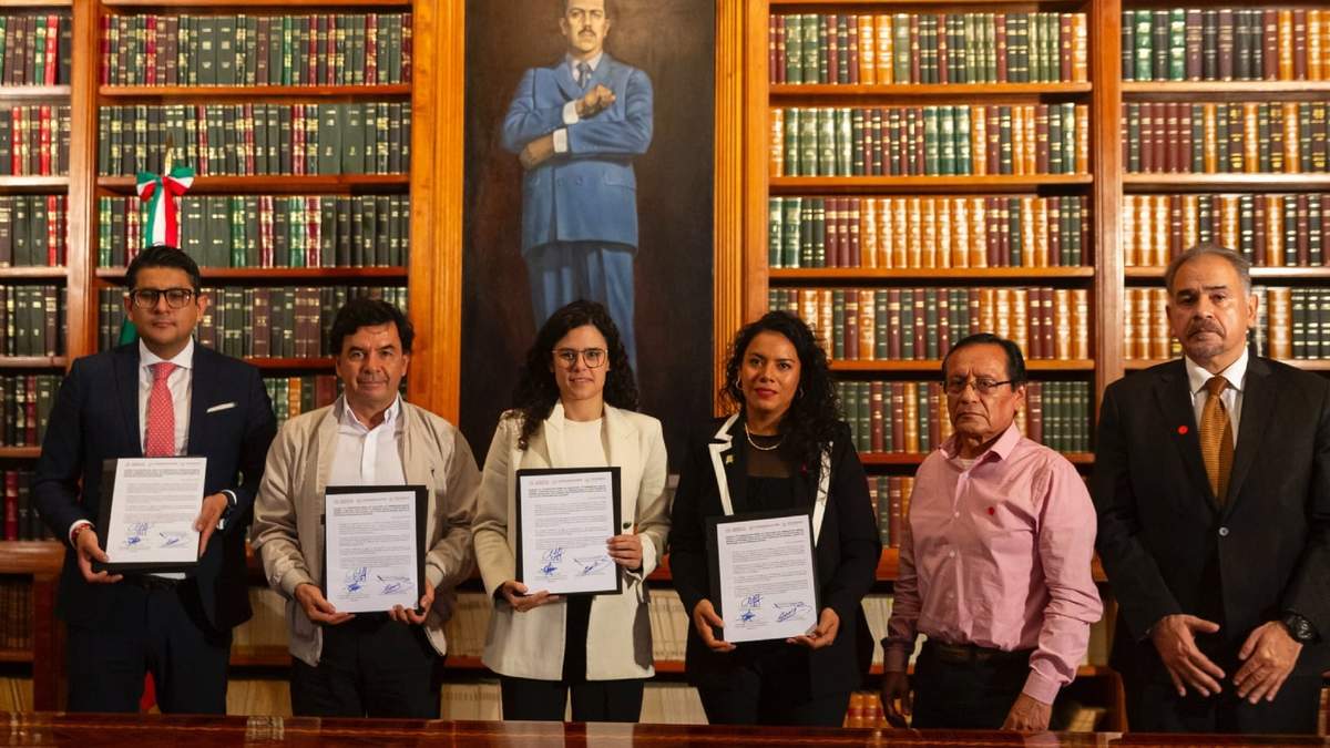 Firma del acuerdo para desaparecer Notimex