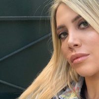 "Las vacaciones perfectas": con una tremenda postal, Wanda Nara comenzó su domingo