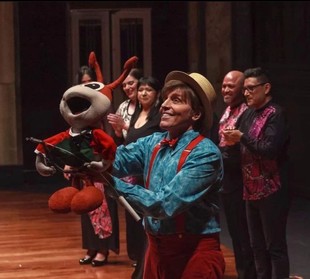 Mario Iván y Cri Cri en Bellas Artes. Foto @vozenpunto