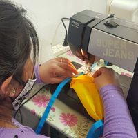 Mujeres de Moquehue: historias de vida reflejadas a través de un taller de costura